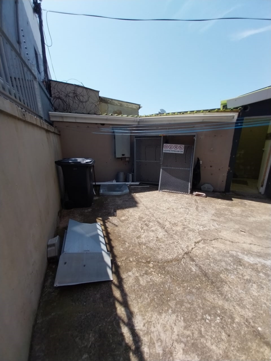  Bedroom Property for Sale in Southernwood Eastern Cape